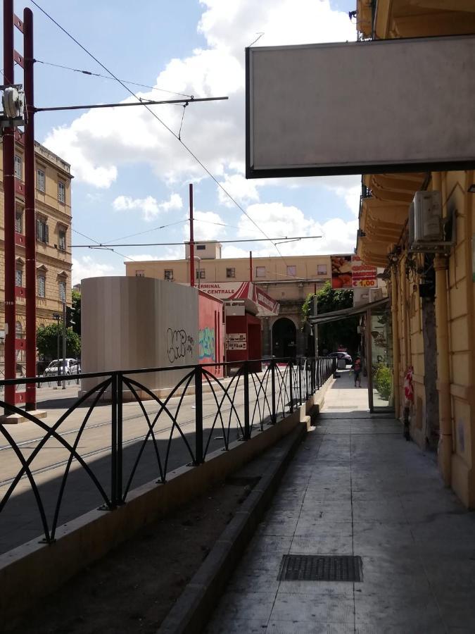 باليرمو Il Posto Giusto Station Rooms المظهر الخارجي الصورة