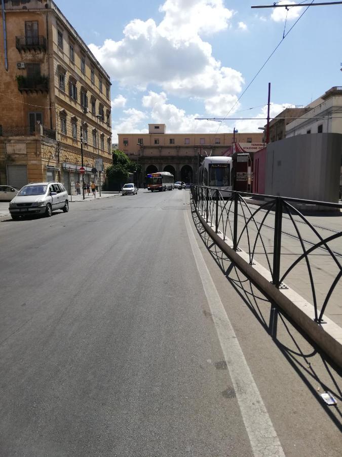 باليرمو Il Posto Giusto Station Rooms المظهر الخارجي الصورة